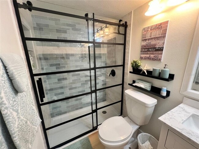 Building Photo - 6257 Cape Hatteras Way NE