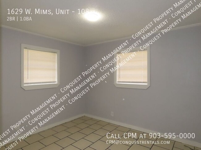 Building Photo - 1629 W Mims St