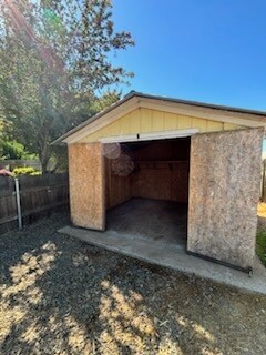 Building Photo - 2161 Larkin Rd