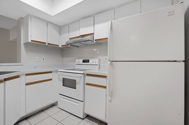 Building Photo - 9166 W Atlantic Blvd