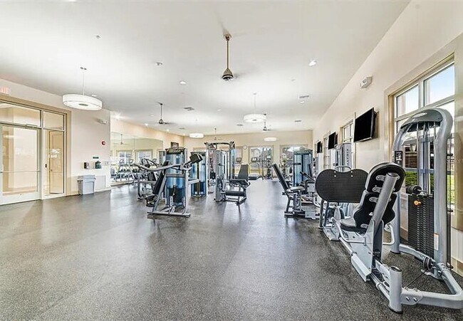 Building Photo - Luxury house for rent