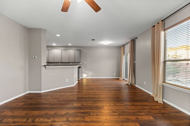 Building Photo - 4342 Safe Hbr