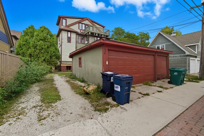 Building Photo - 134 S Kenilworth Ave