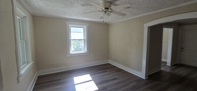 Building Photo - 1011 Adair St