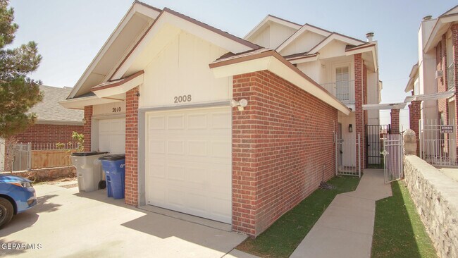 Building Photo - 2008 Rogelio Ave