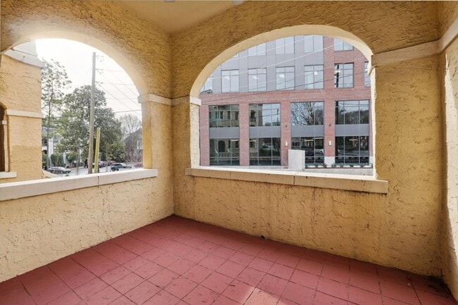 Building Photo - 2855 Peachtree Rd NE