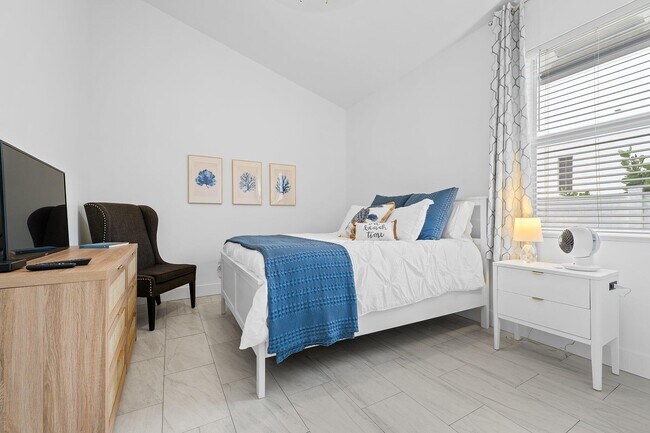 Building Photo - 17868 Limestone Creek Rd