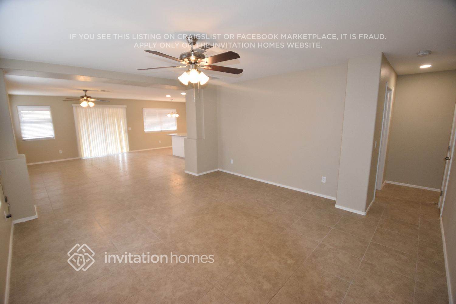 Building Photo - 3215 W Salter Dr