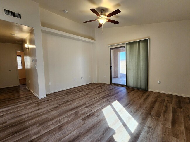 Building Photo - 12252 N Gadwall Dr