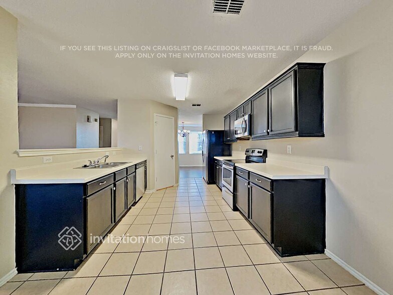 Building Photo - 1512 Windy Meadows Dr