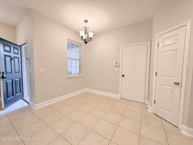 Building Photo - 12301 Kernan Forest Blvd