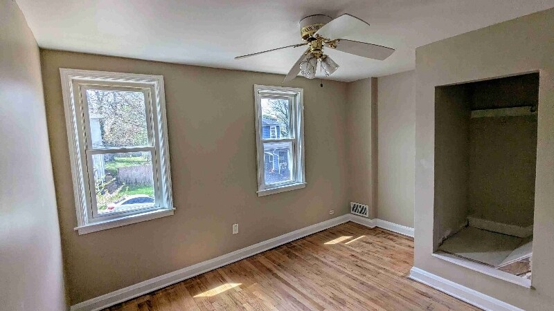 Building Photo - 1047 Wilmington Ave