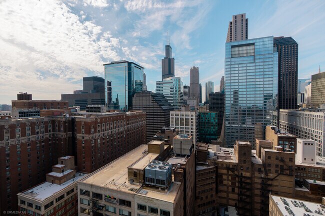 Building Photo - 60 E Monroe St