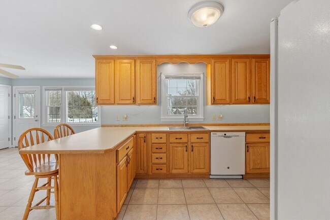 Building Photo - 20 Lovell St