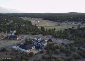 Building Photo - 451 S Rockcreek Dr