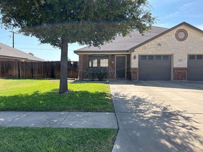 Building Photo - 5508 Aquarius Dr