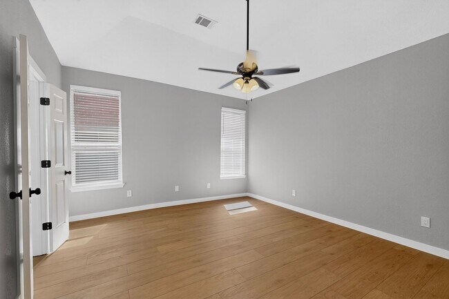 Building Photo - 7314 Gillon Dr