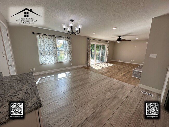 Building Photo - 402 Douglas Blvd