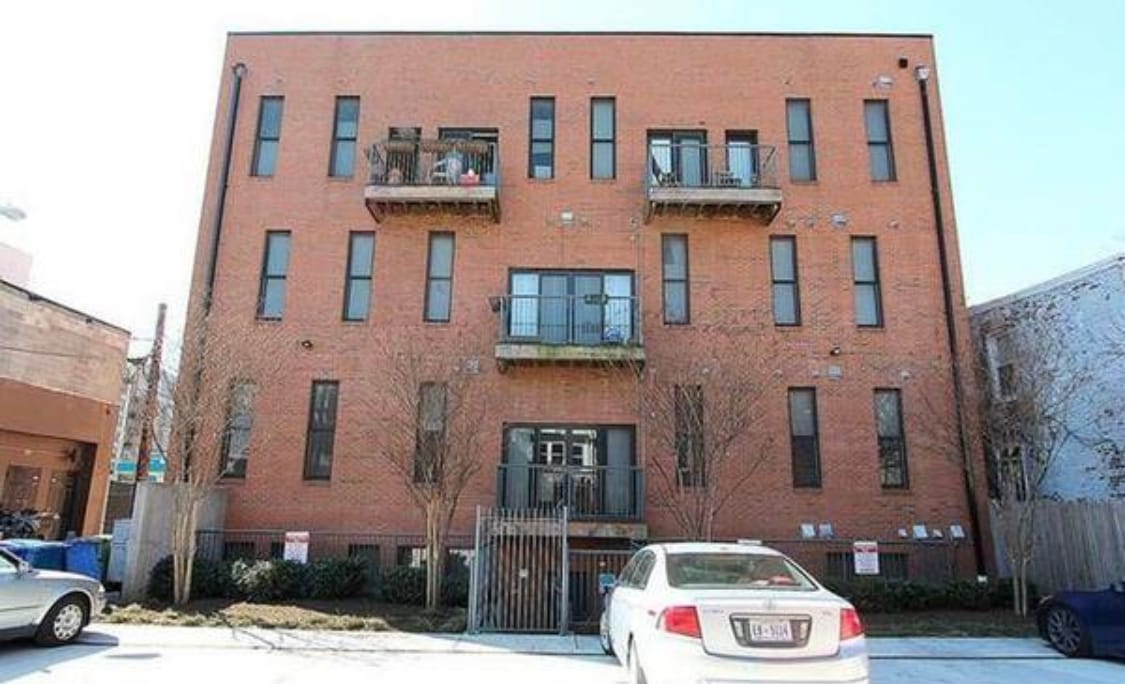 Building Photo - 1407 W St NW