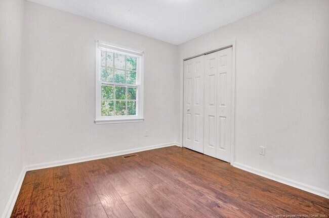 Building Photo - 4572 Westfield Rd
