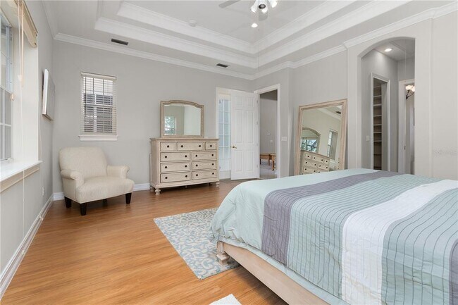 Building Photo - 216 Eastpark Dr