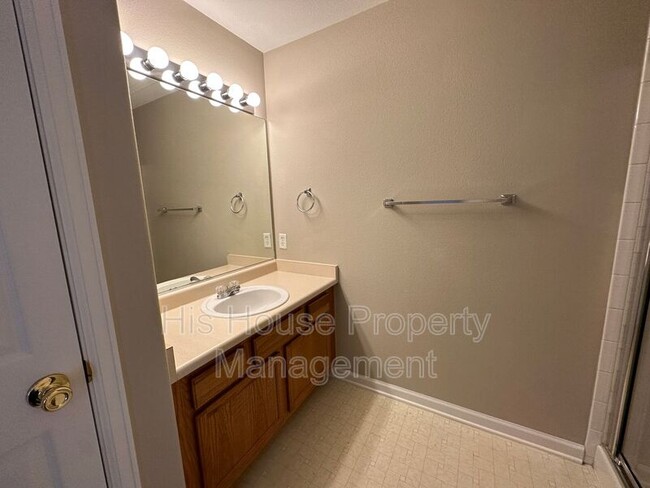 Building Photo - 5151 W 29th St