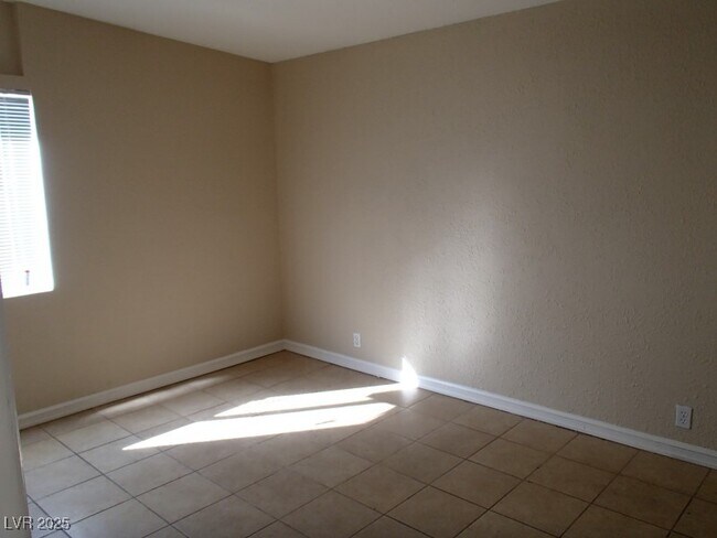 Building Photo - 1880 Caballero Way