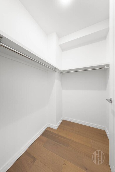 Building Photo - 111 W 56th St