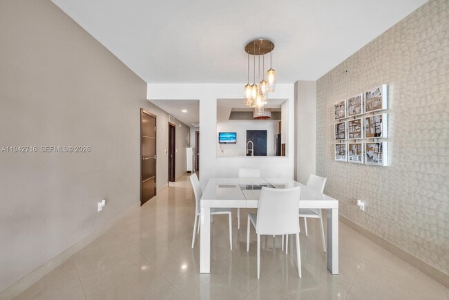 Building Photo - 3340 NE 190th St