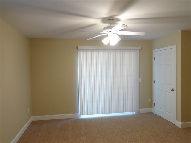 Building Photo - 12 Peregrine Dr
