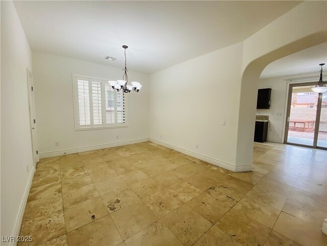 Building Photo - 373 Blue Tee Ct