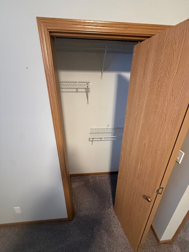 Building Photo - 4637 Twain St