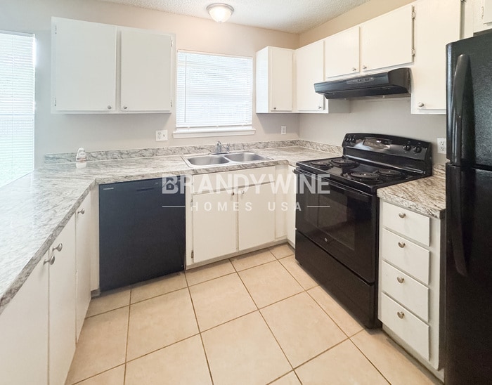 Building Photo - 2174 Cypress Landing Dr