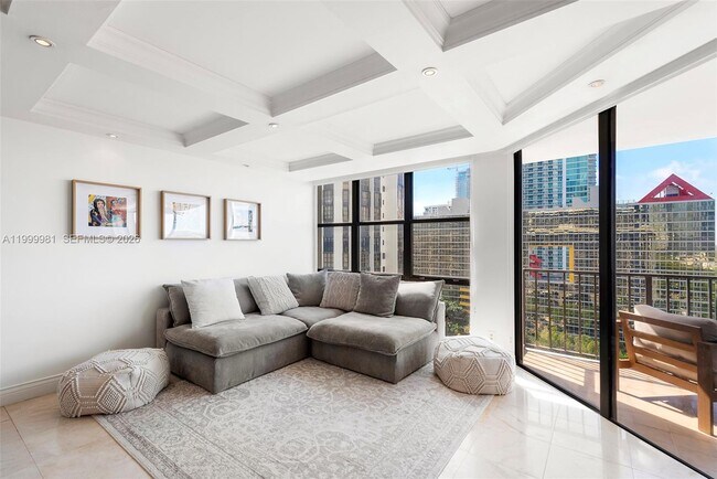 Building Photo - 1915 Brickell Ave