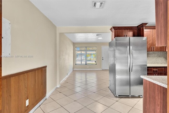 Building Photo - 4214 SW 49th Ct