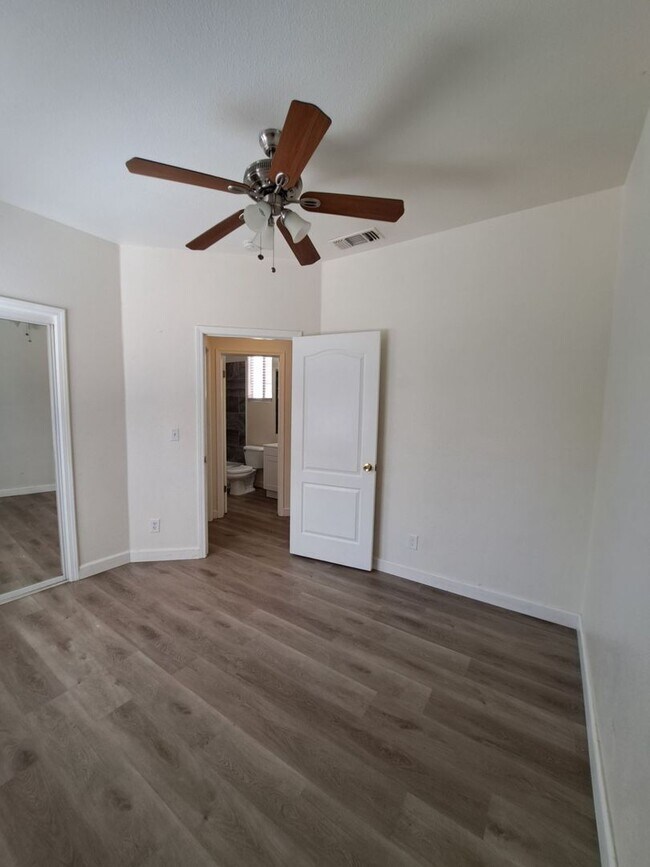 Building Photo - Comfortable Living in a Pet-Friendly Home ...