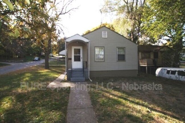 Building Photo - 4602 N 47th St