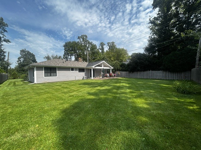 Building Photo - 525 W Deerpath Rd