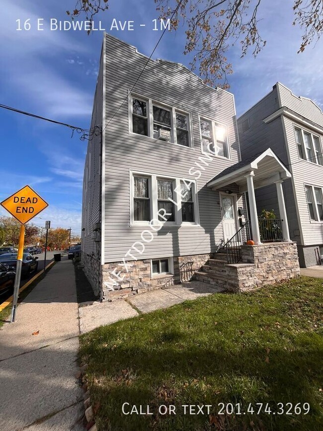 Building Photo - 16 E Bidwell Ave