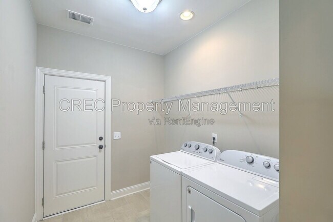 Building Photo - 3342 Great Egret Dr