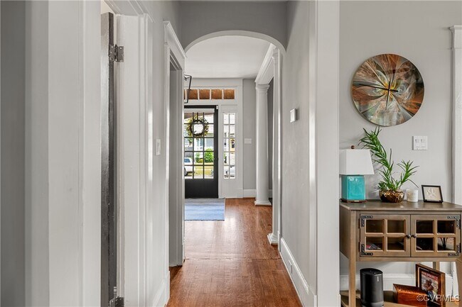 Building Photo - 3100 Barton Ave