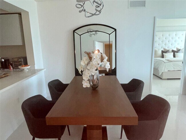 Building Photo - 300 Sunny Isles Blvd