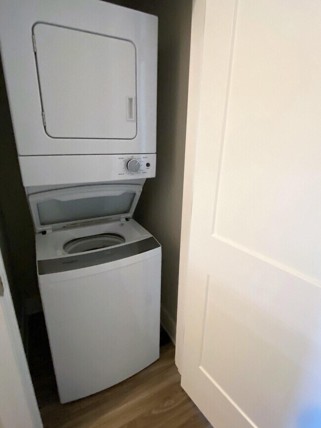 Building Photo - 44 N Sand Palm Rd