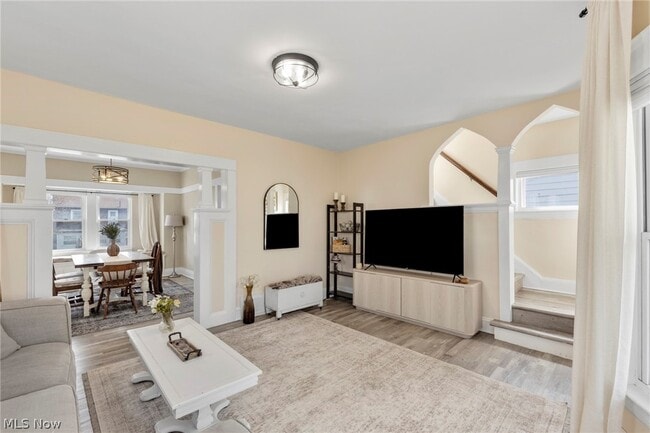 Building Photo - 3451 W 137th St
