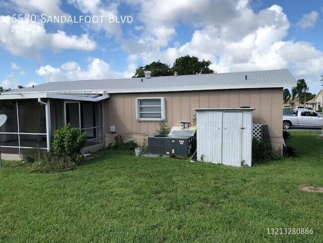 Building Photo - Beautiful 2/2 with large back yard Mobile ...