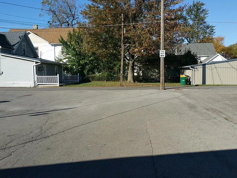 Building Photo - 118 W Buckeye Ave