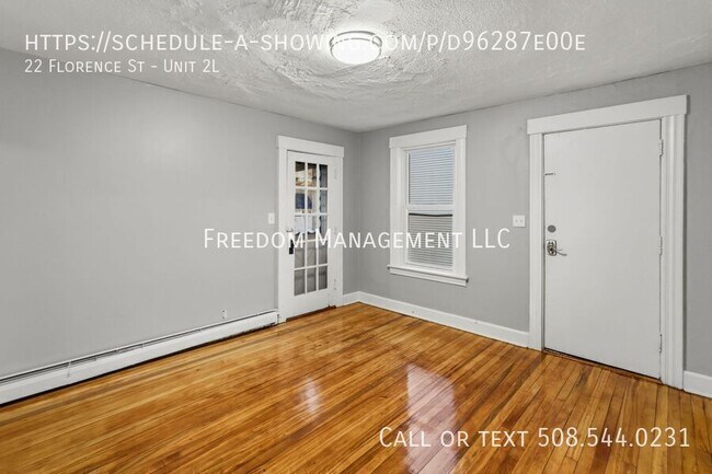 Building Photo - 22 Florence St