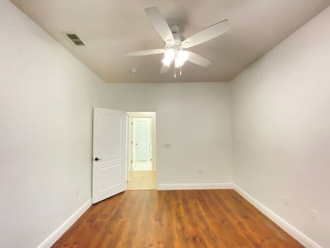 Building Photo - 13110 Moss Park Ridge Dr