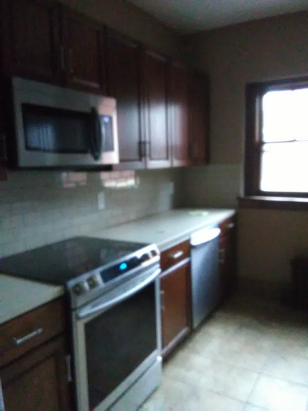 Kitchen - 3210 Main St