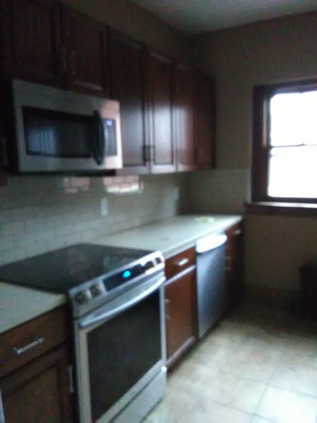 Kitchen - 3210 Main St